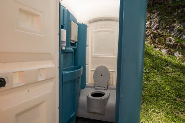 Best Portable toilet rental cost  in Columbus Junction, IA