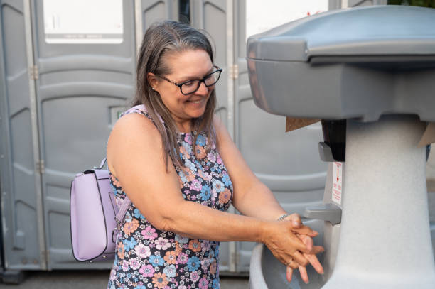 Best Affordable porta potty rental  in Columbus Junction, IA